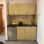 Georgia Pensionat Neos Marmaras