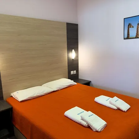 Pensión Georgia 3*