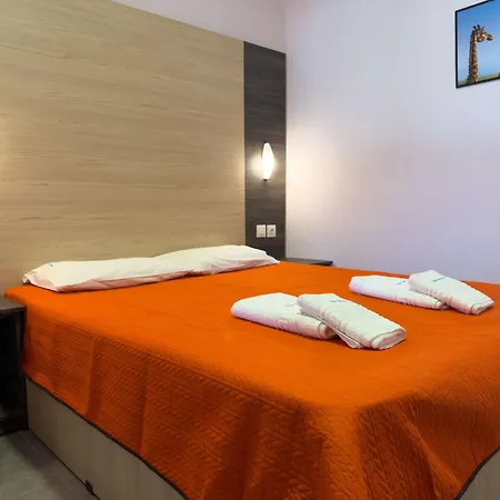 Georgia Pensión 3*