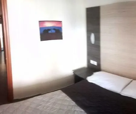 Georgia Penzion Neos Marmaras